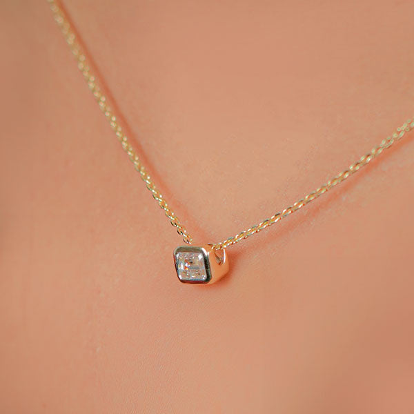 Eternal Emerald Elegance Pendant